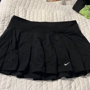 Pleated Nike black tennis skirt